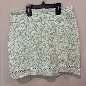 Crown & Ivy Printed Crochet Trim Skort Green Spring